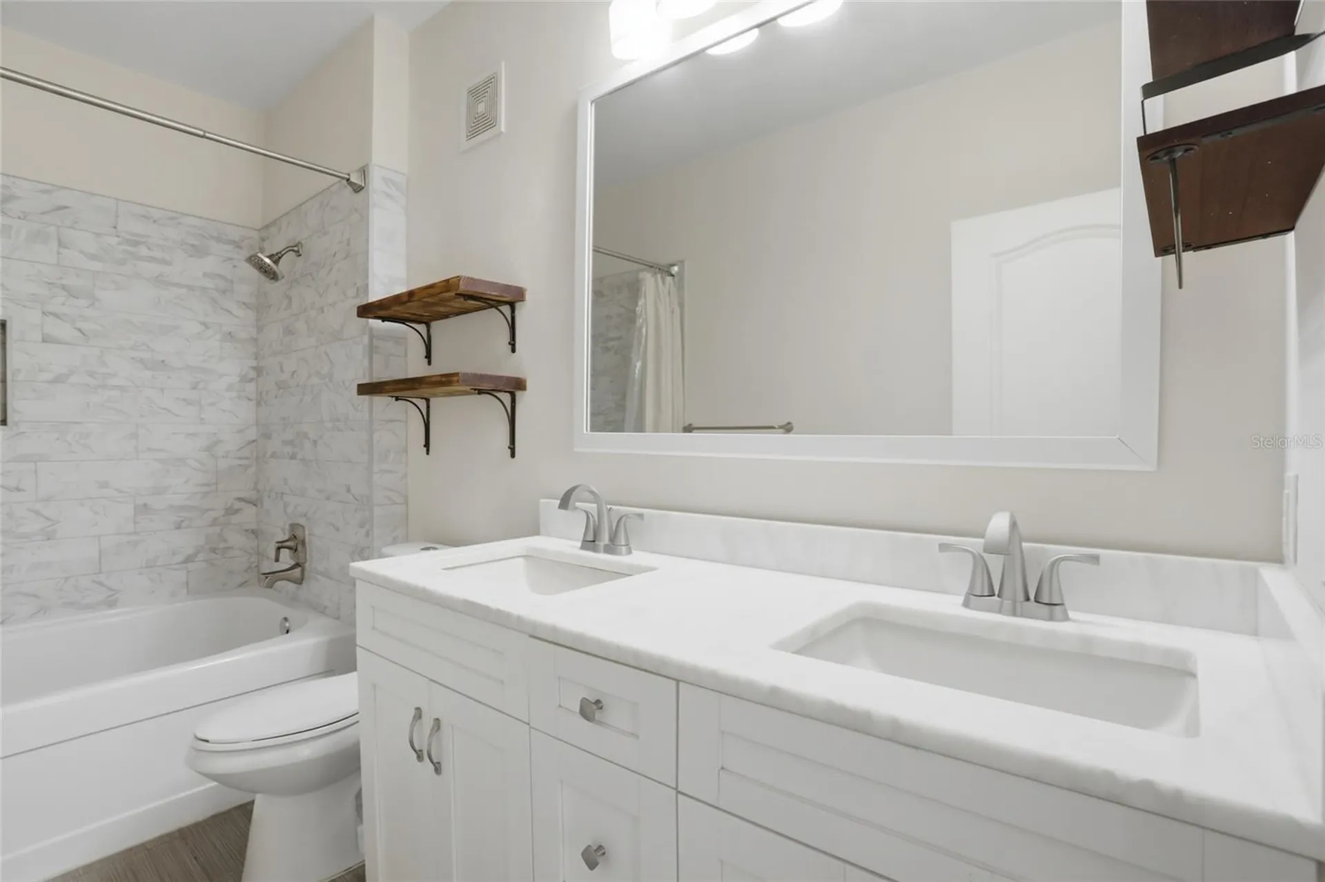 8843 Villa View Circle Orlando FL 32821