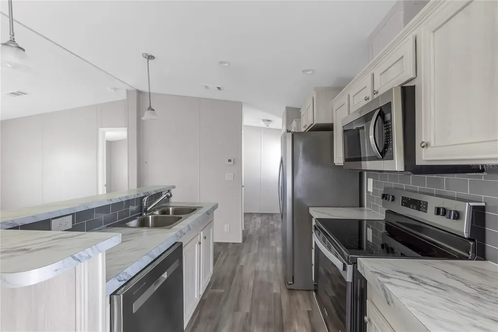 2107 Palma Sola Boulevard Bradenton FL 34209