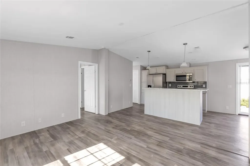 2107 Palma Sola Boulevard Bradenton FL 34209