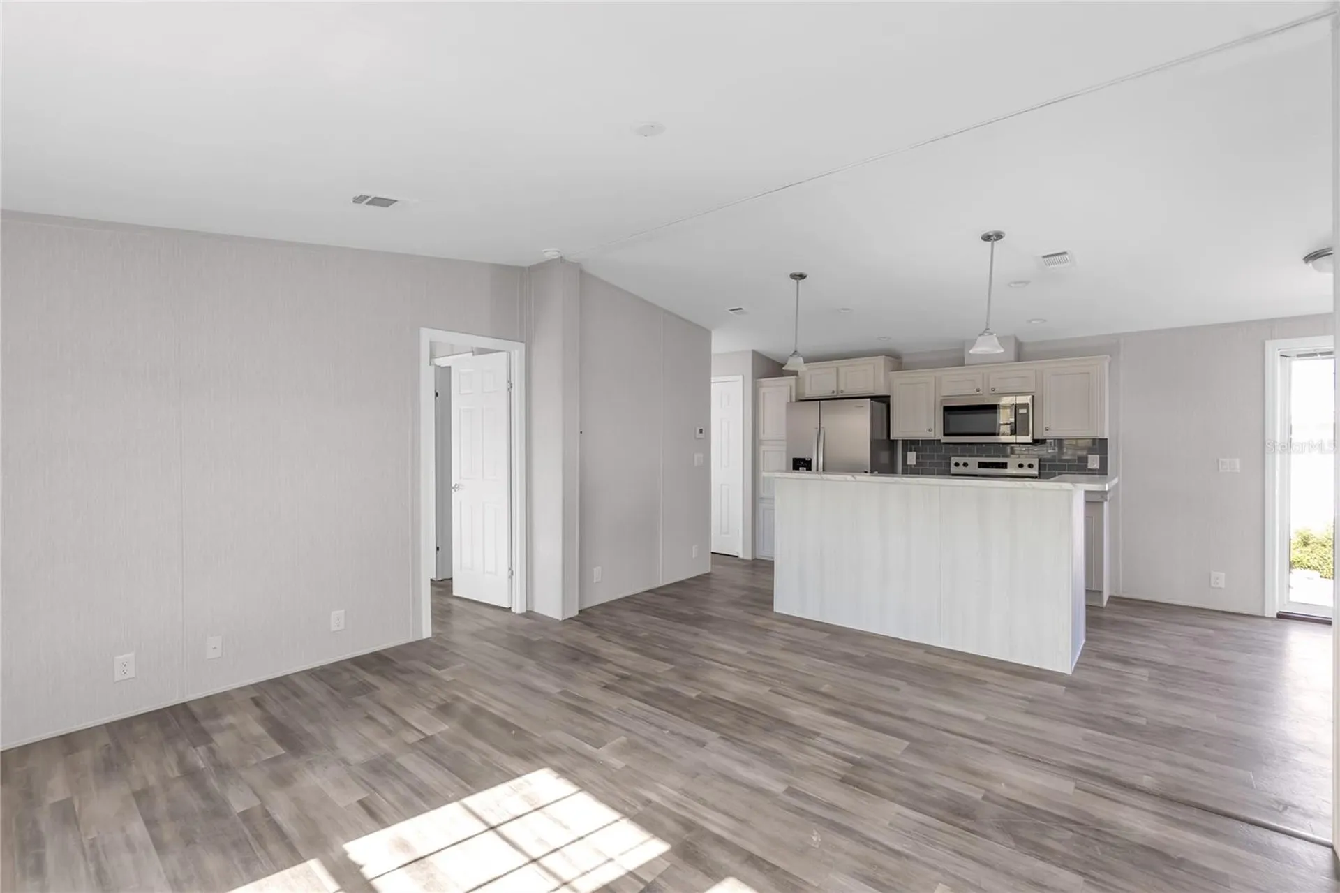2107 Palma Sola Boulevard Bradenton FL 34209