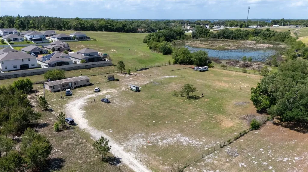 12606 S Grassy Lake Road Minneola FL 34715