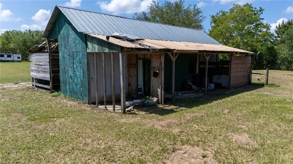 12606 S Grassy Lake Road Minneola FL 34715