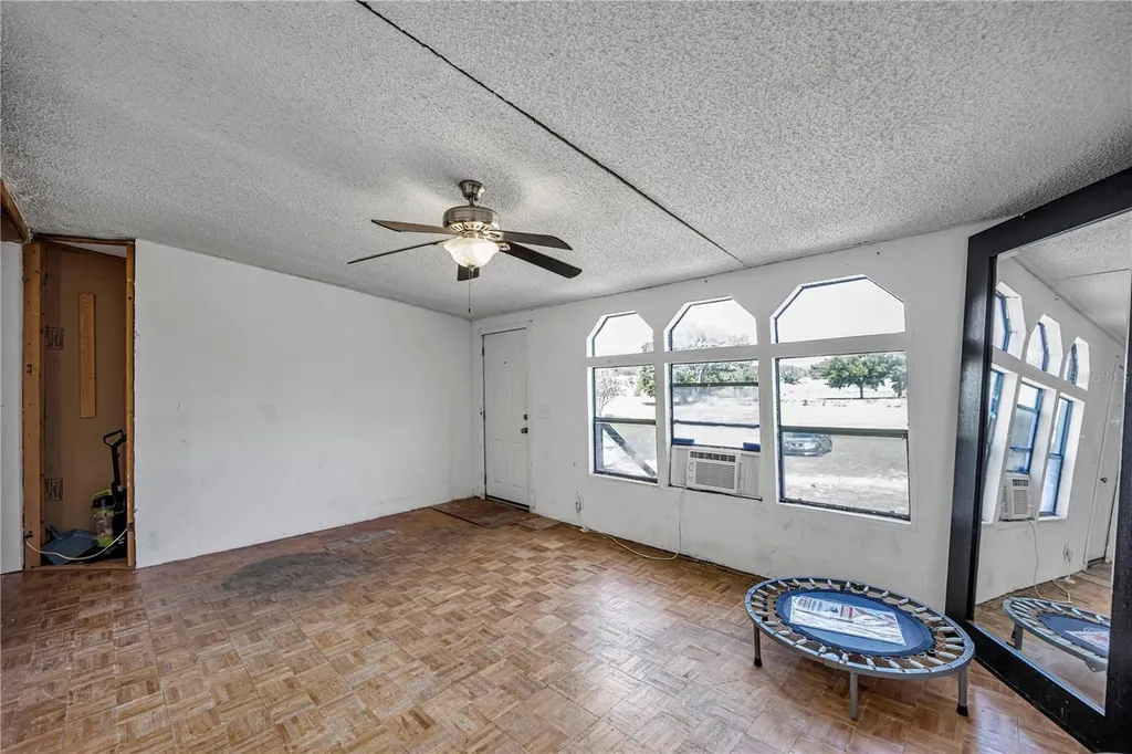 12606 S Grassy Lake Road Minneola FL 34715