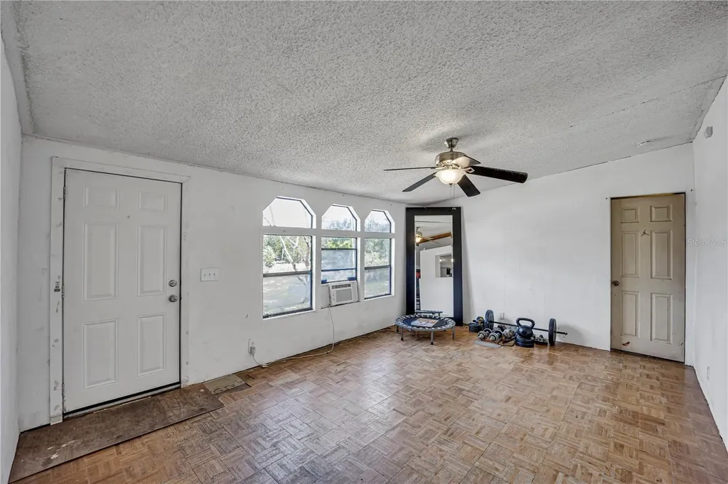 12606 S Grassy Lake Road Minneola FL 34715