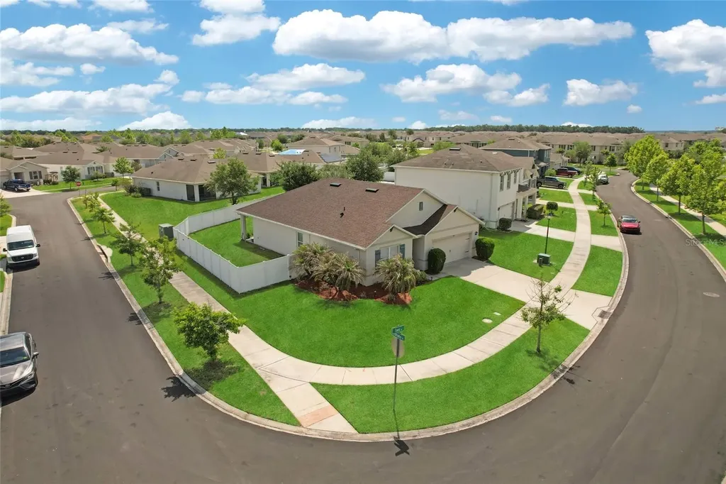 1451 Taos Avenue Kissimmee FL 34744