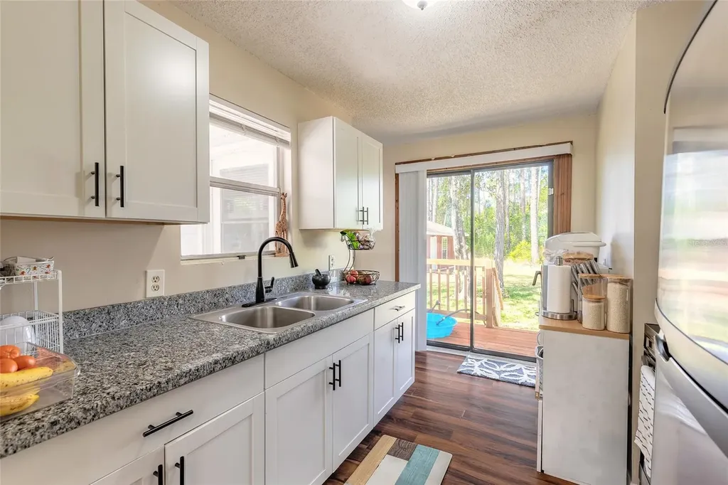 1650 11th Avenue Deland FL 32724