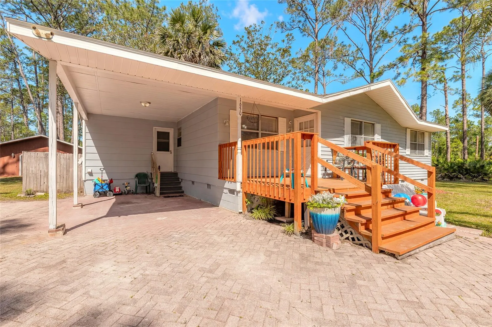 1650 11th Avenue Deland FL 32724