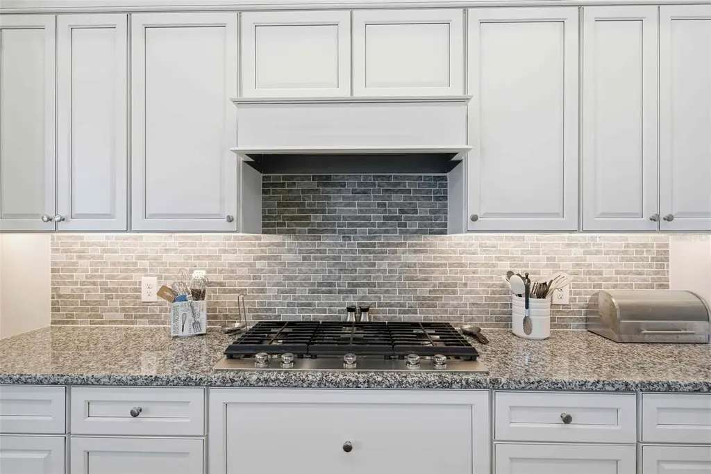 2210 N Peakview Loop Hernando FL 34442