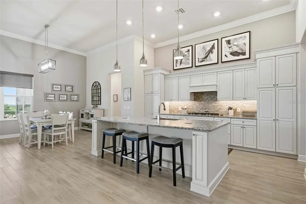 2210 N Peakview Loop Hernando FL 34442
