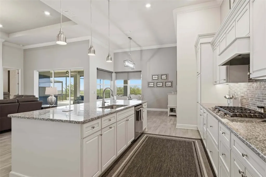 2210 N Peakview Loop Hernando FL 34442