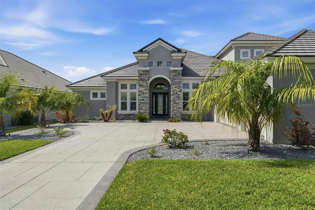 2210 N Peakview Loop Hernando FL 34442