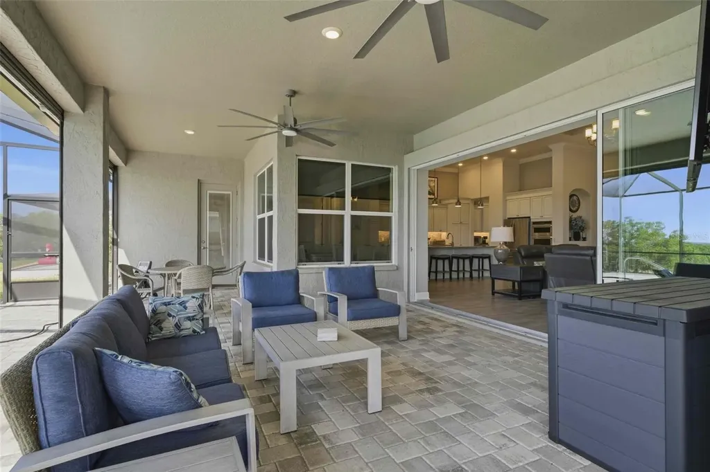 2210 N Peakview Loop Hernando FL 34442