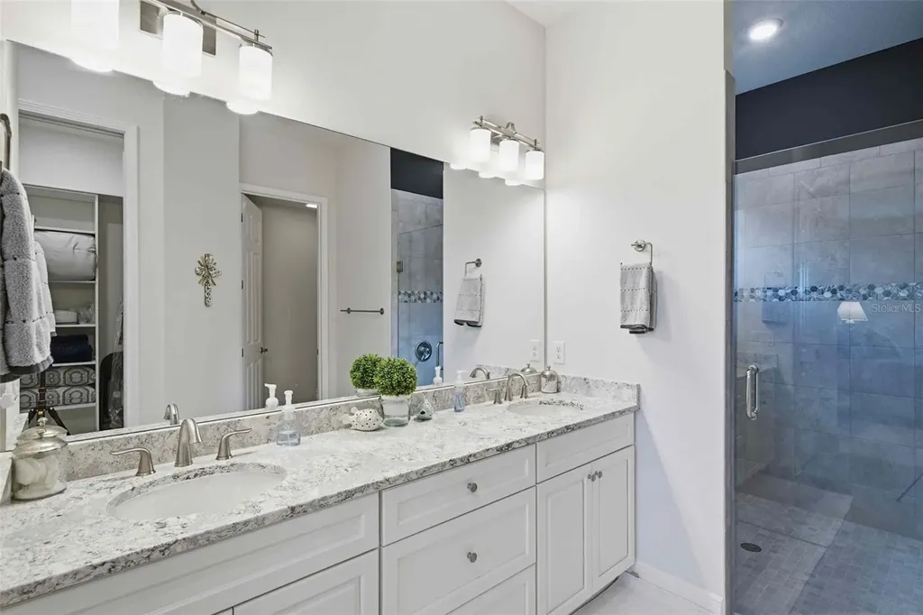 2210 N Peakview Loop Hernando FL 34442