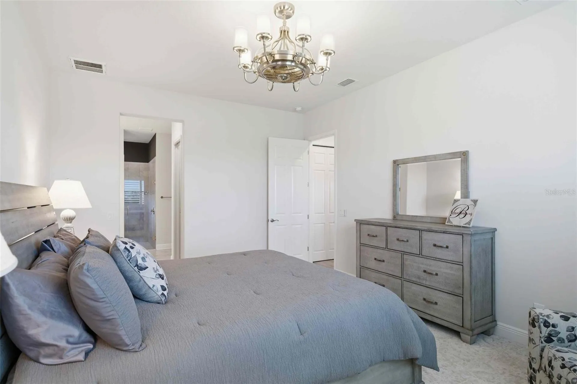 2210 N Peakview Loop Hernando FL 34442