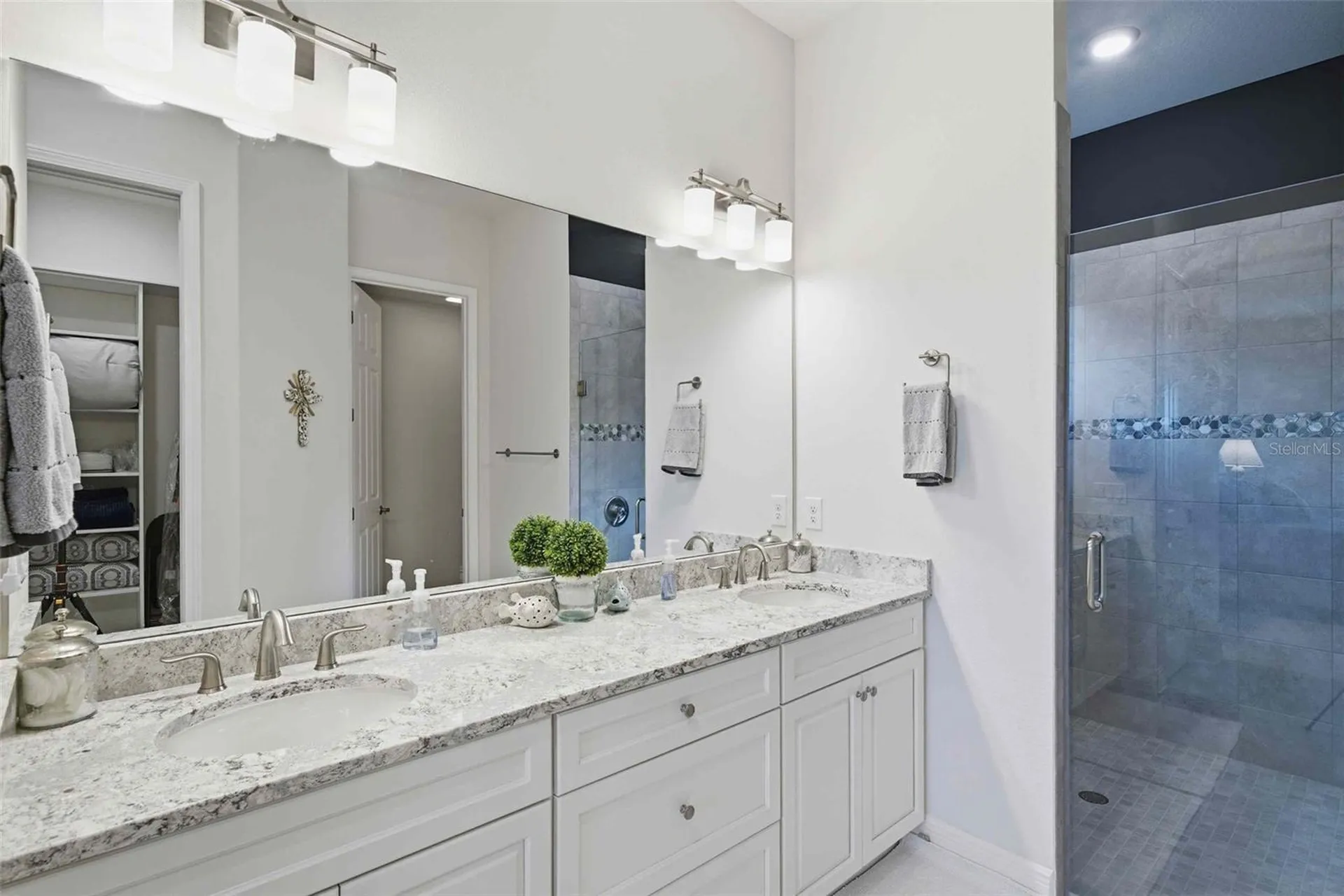2210 N Peakview Loop Hernando FL 34442