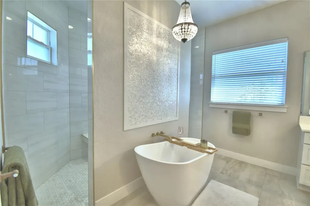 203 Spring Azure Drive Lake Alfred FL 33850