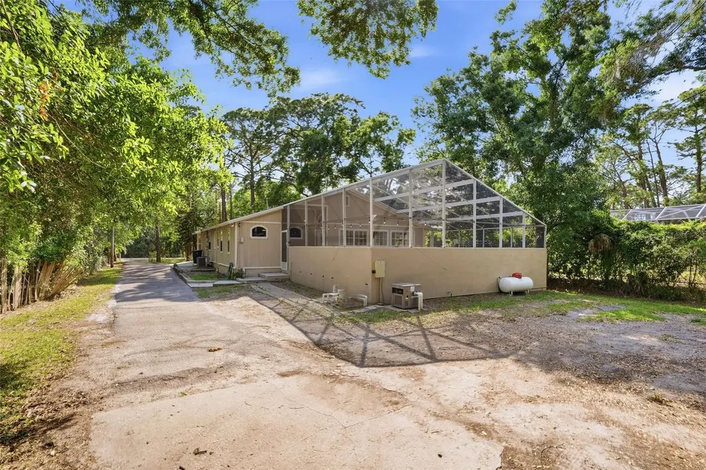 12301 Memorial Highway Tampa FL 33635