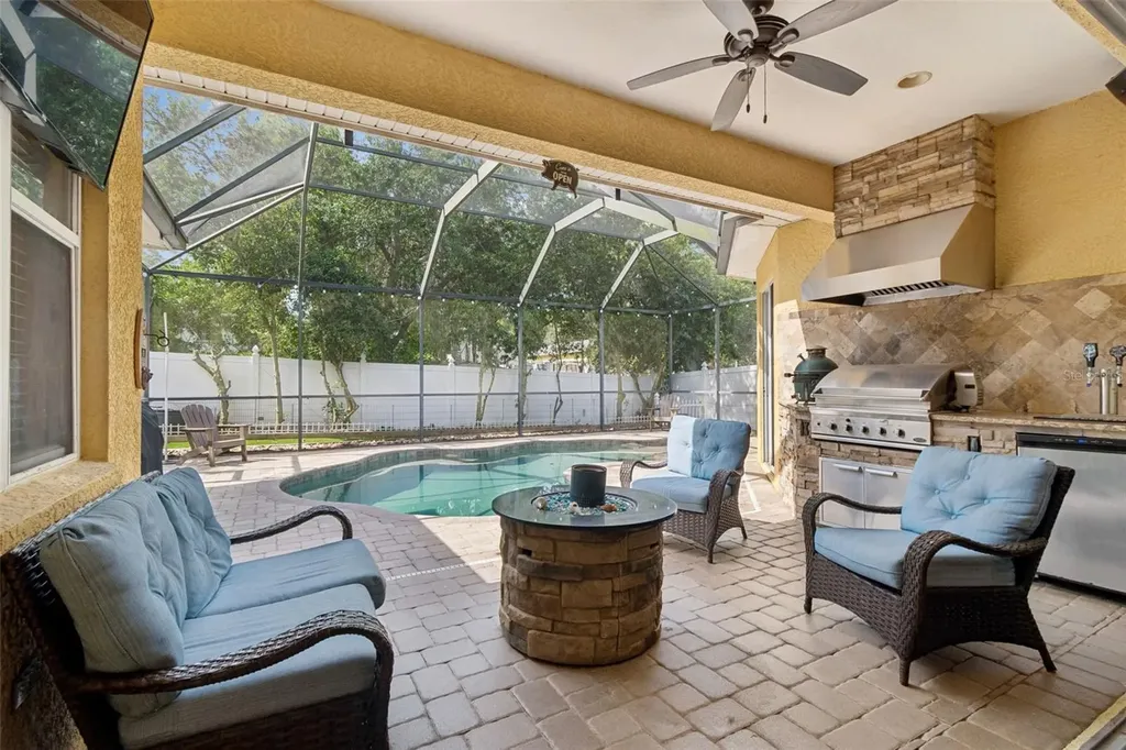 360 Liam Avenue Tarpon Springs FL 34689