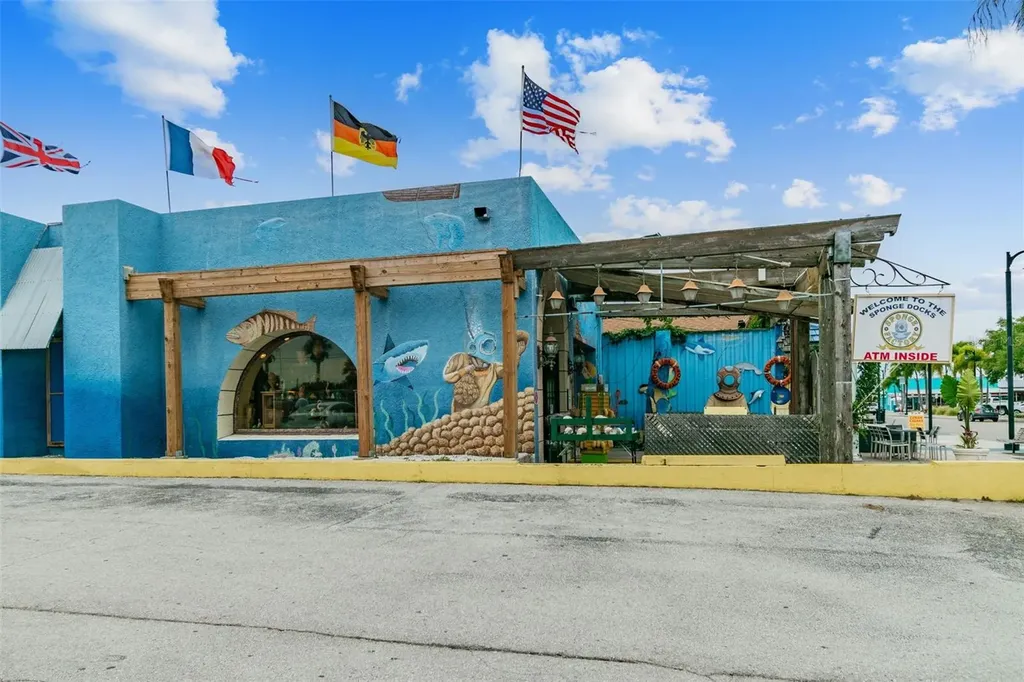 360 Liam Avenue Tarpon Springs FL 34689