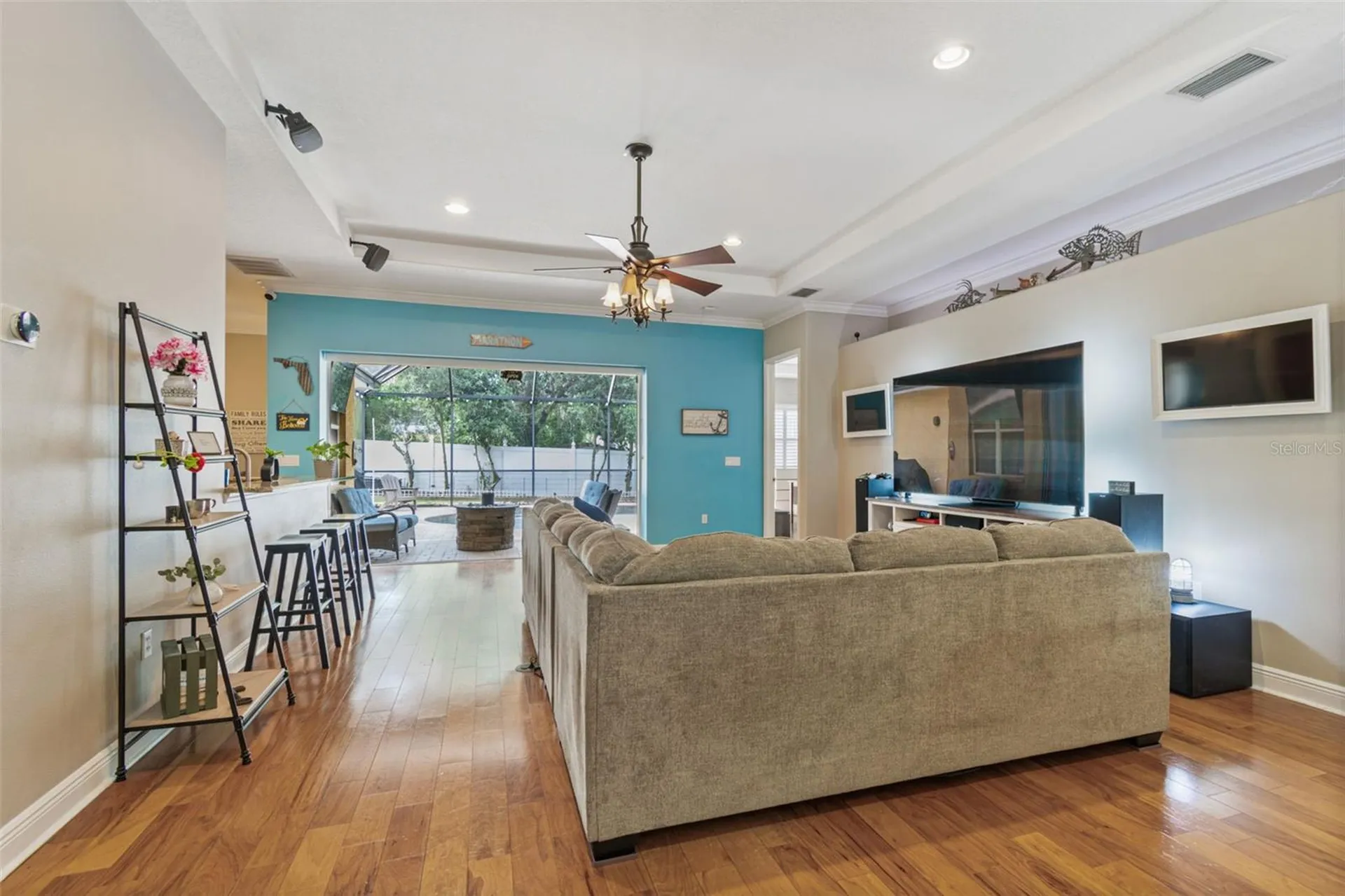 360 Liam Avenue Tarpon Springs FL 34689