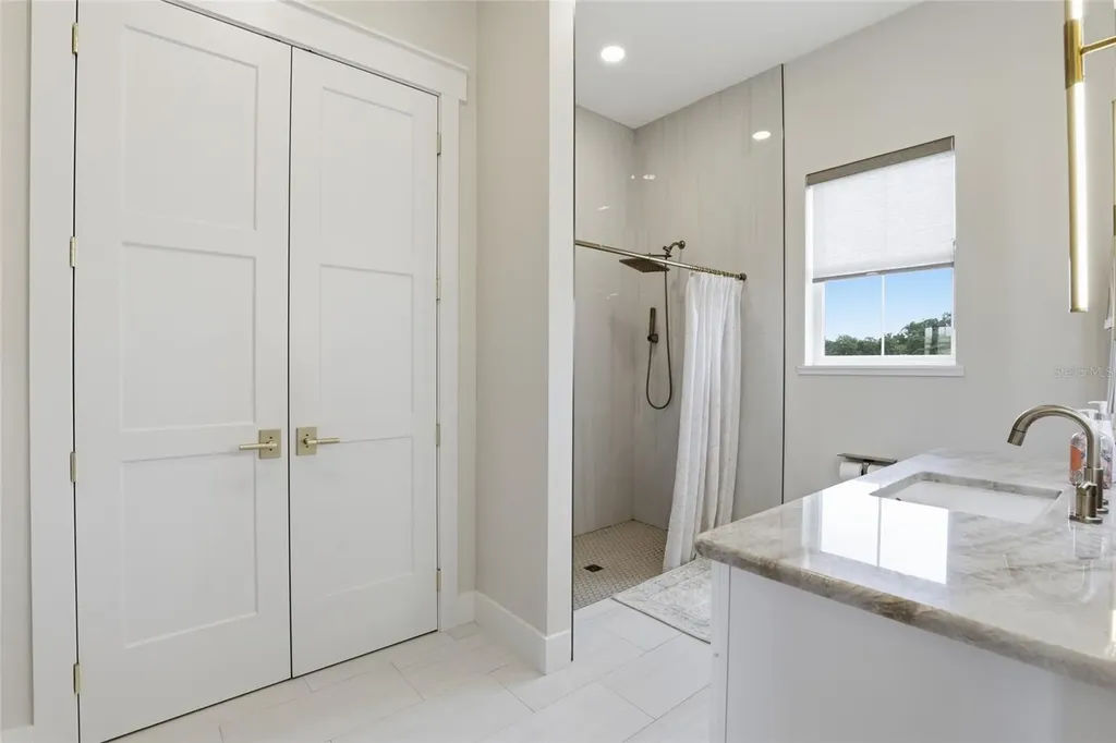 18605 NW County Road 235a Alachua FL 32615