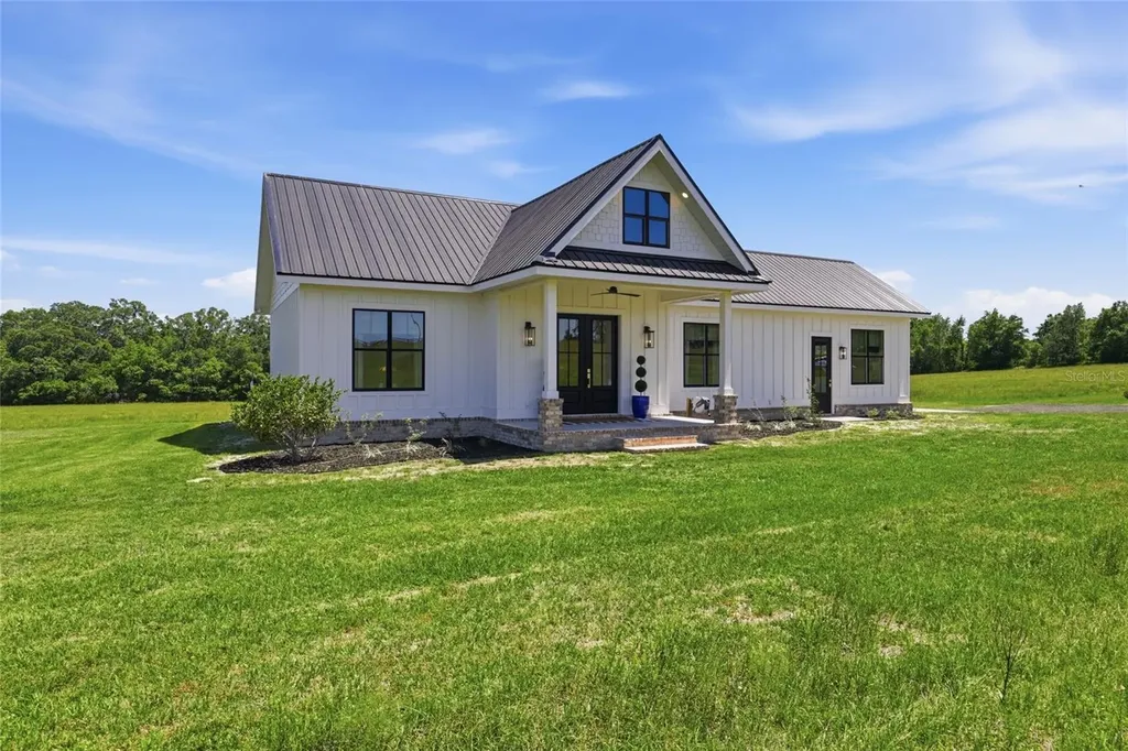 18605 NW County Road 235a Alachua FL 32615