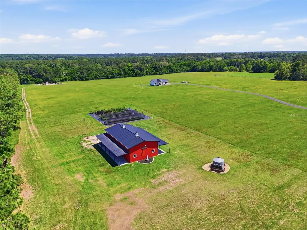 18605 NW County Road 235a Alachua FL 32615
