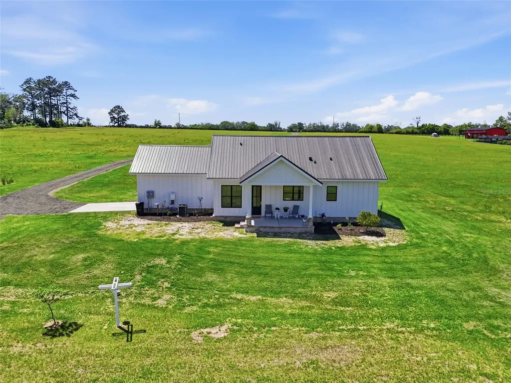 18605 NW County Road 235a Alachua FL 32615