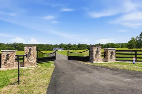 18605 NW County Road 235a Alachua FL 32615