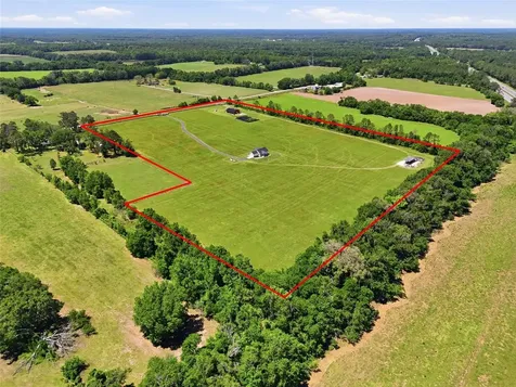 18605 NW County Road 235a Alachua FL 32615