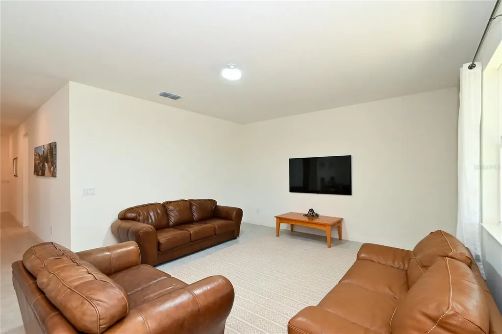 3551 74th Avenue Circle E Sarasota FL 34243