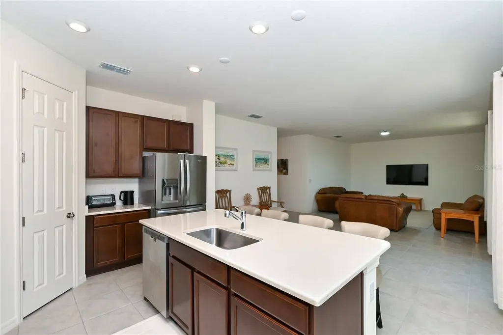 3551 74th Avenue Circle E Sarasota FL 34243