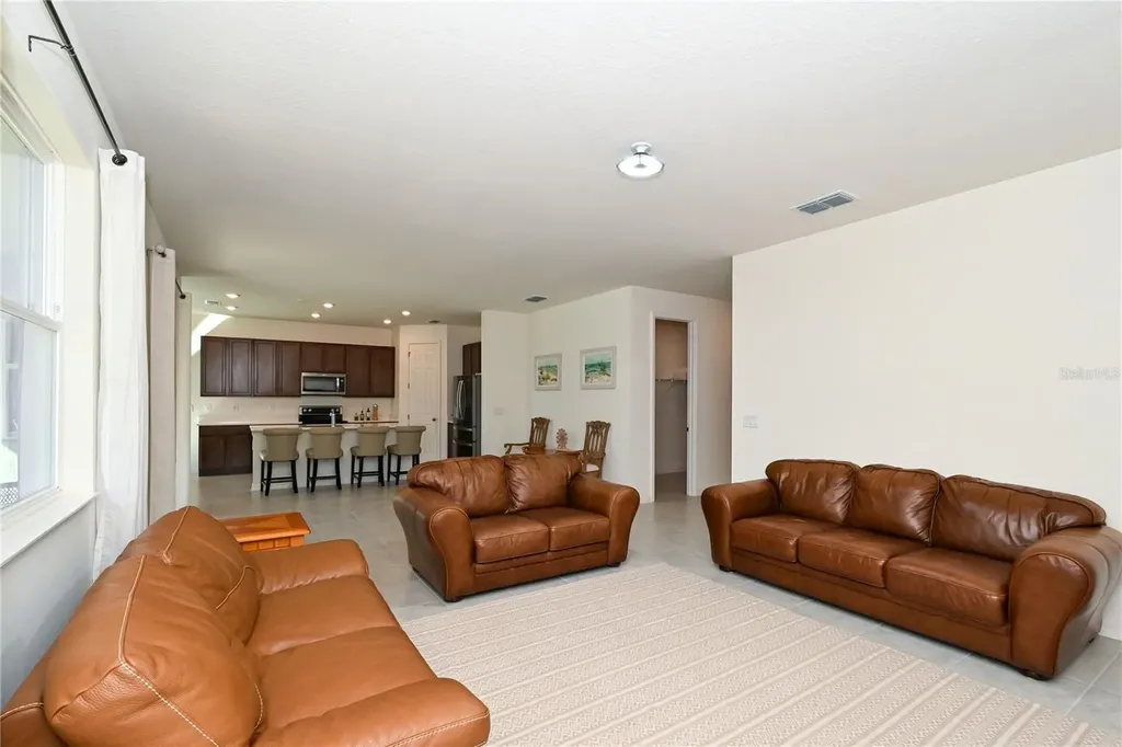 3551 74th Avenue Circle E Sarasota FL 34243