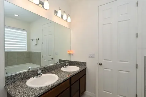 3551 74th Avenue Circle E Sarasota FL 34243