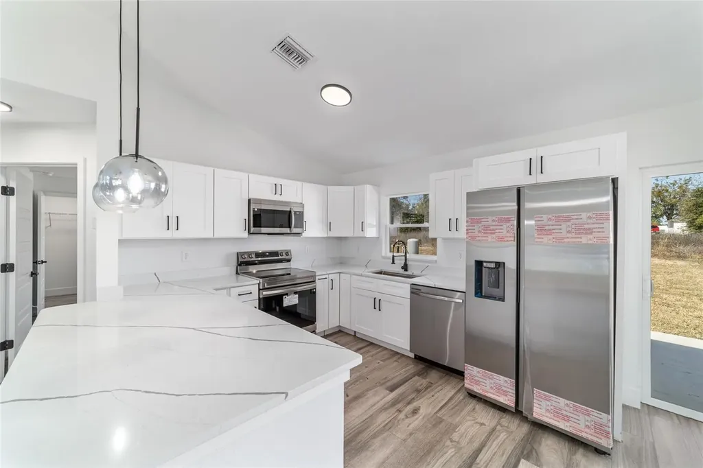 13869 SW 101 Street Dunnellon FL 34432