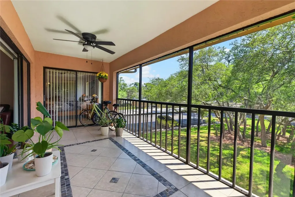 2691 Sabal Springs Circle Clearwater FL 33761