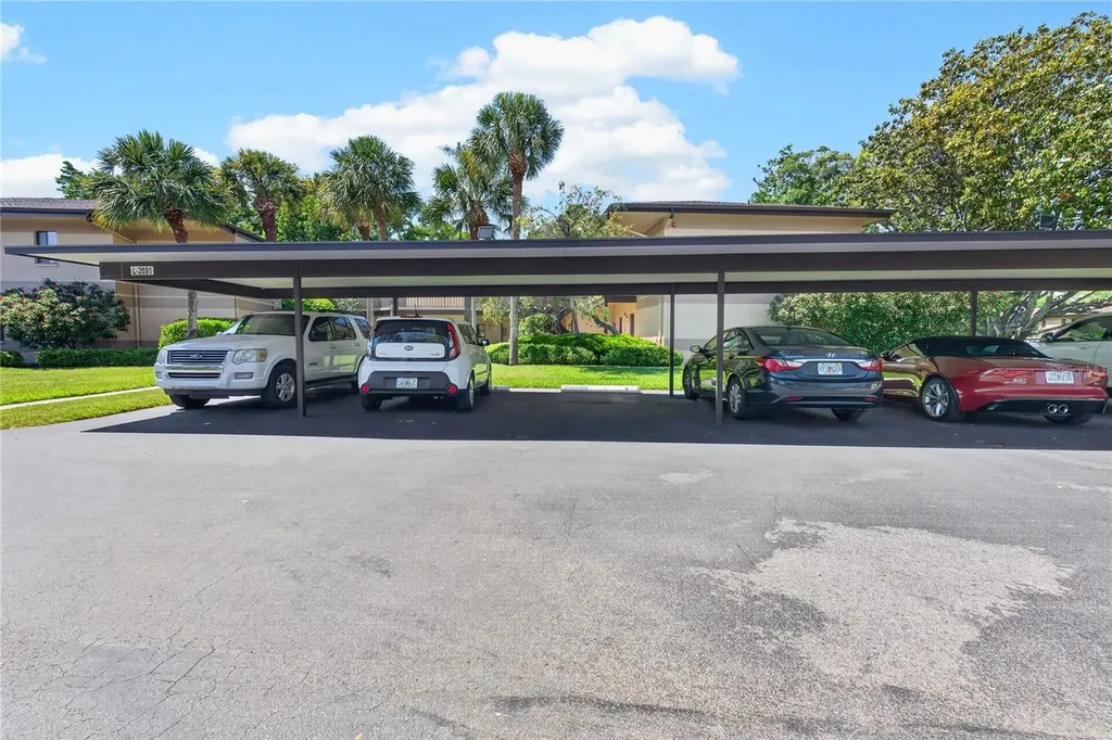 2691 Sabal Springs Circle Clearwater FL 33761