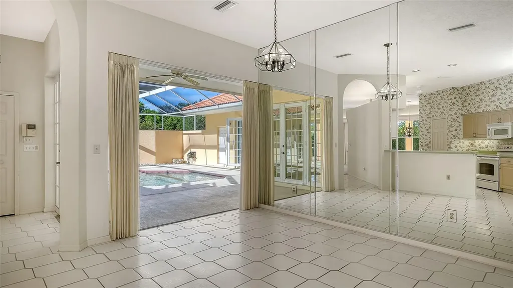 3295 Alex Findlay Place Sarasota FL 34240
