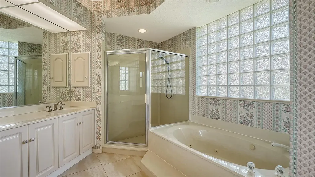 3295 Alex Findlay Place Sarasota FL 34240