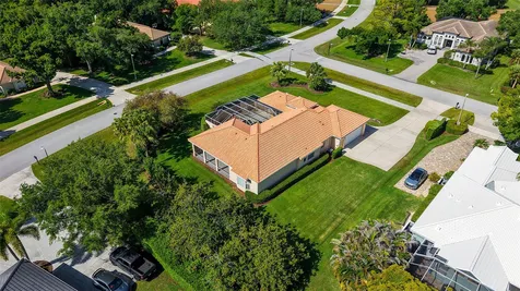 3295 Alex Findlay Place Sarasota FL 34240