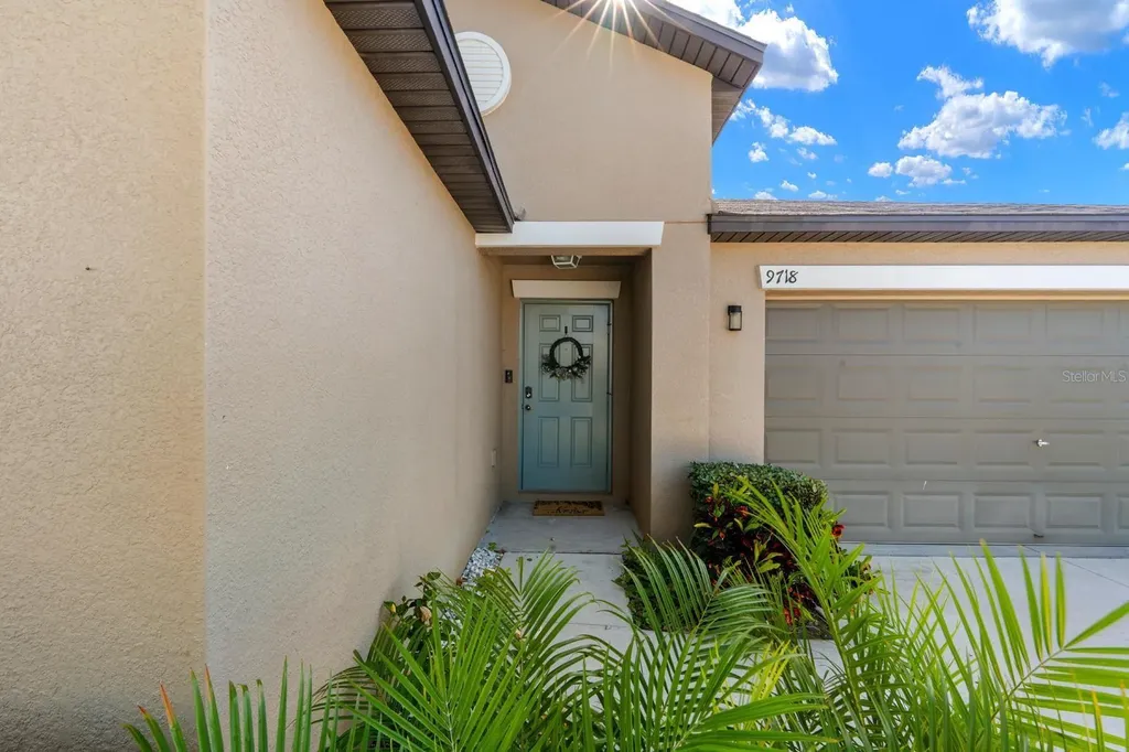 9718 Channing Hill Drive Sun City Center FL 33573