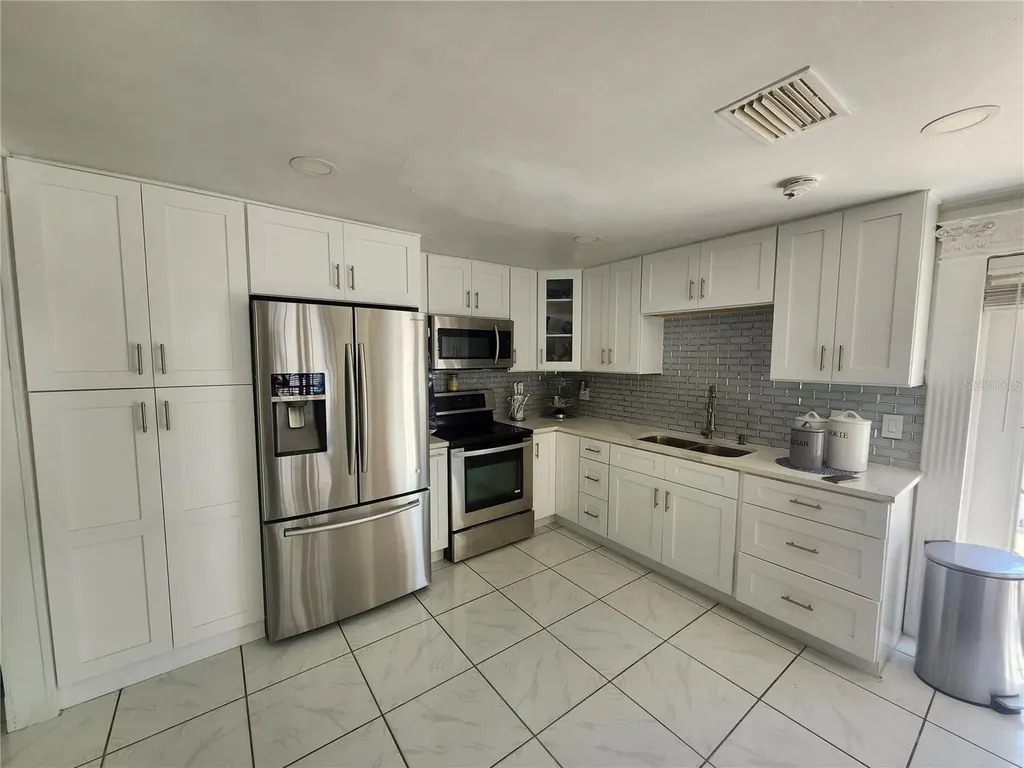 7023 Fountain Avenue Tampa FL 33634