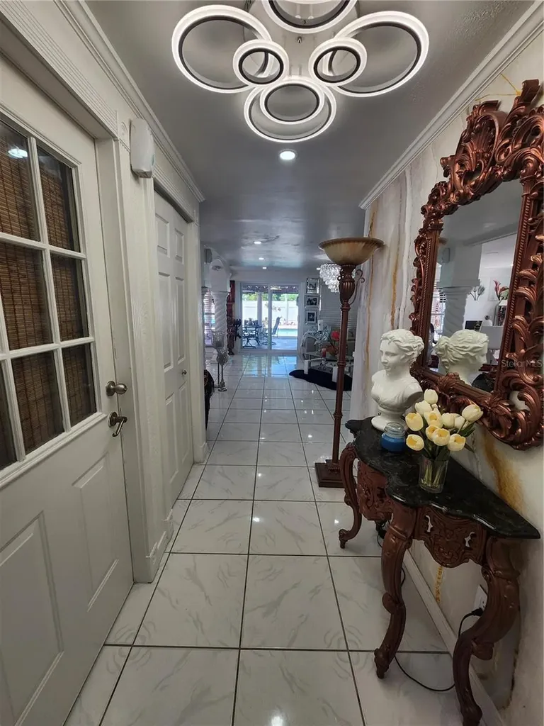 7023 Fountain Avenue Tampa FL 33634