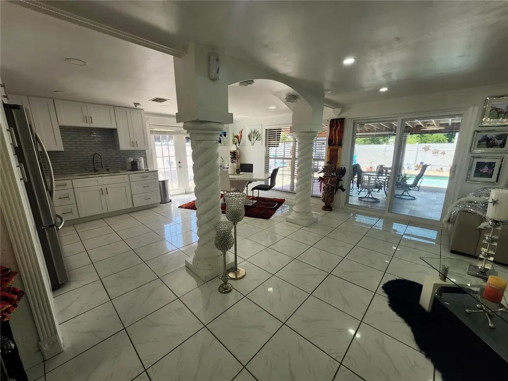 7023 Fountain Avenue Tampa FL 33634