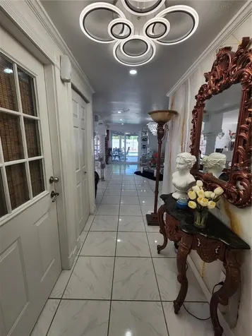 7023 Fountain Avenue Tampa FL 33634