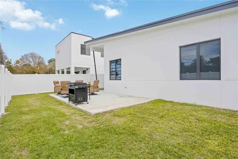 7520 N Coolidge Avenue Tampa FL 33614