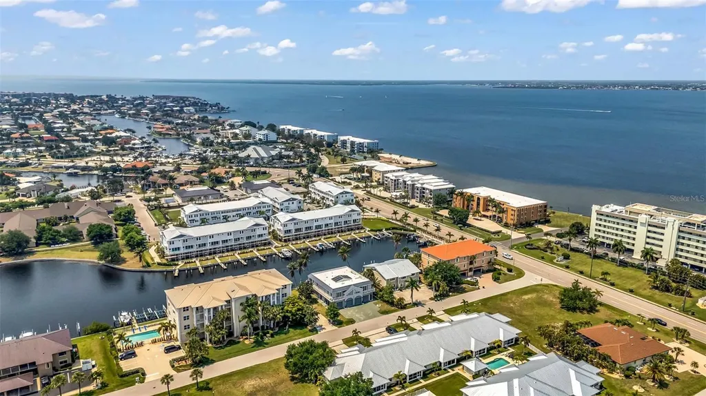 276 Lewis Circle Punta Gorda FL 33950