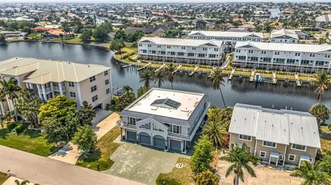 276 Lewis Circle Punta Gorda FL 33950