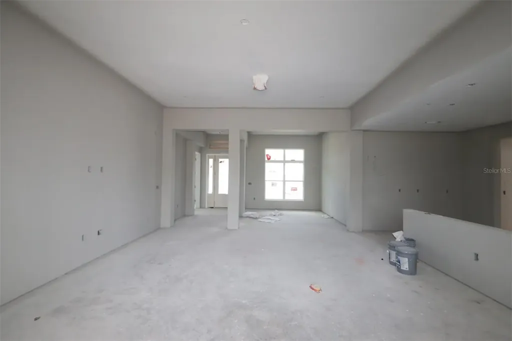 2747 Ravencliffe Oviedo FL 32765