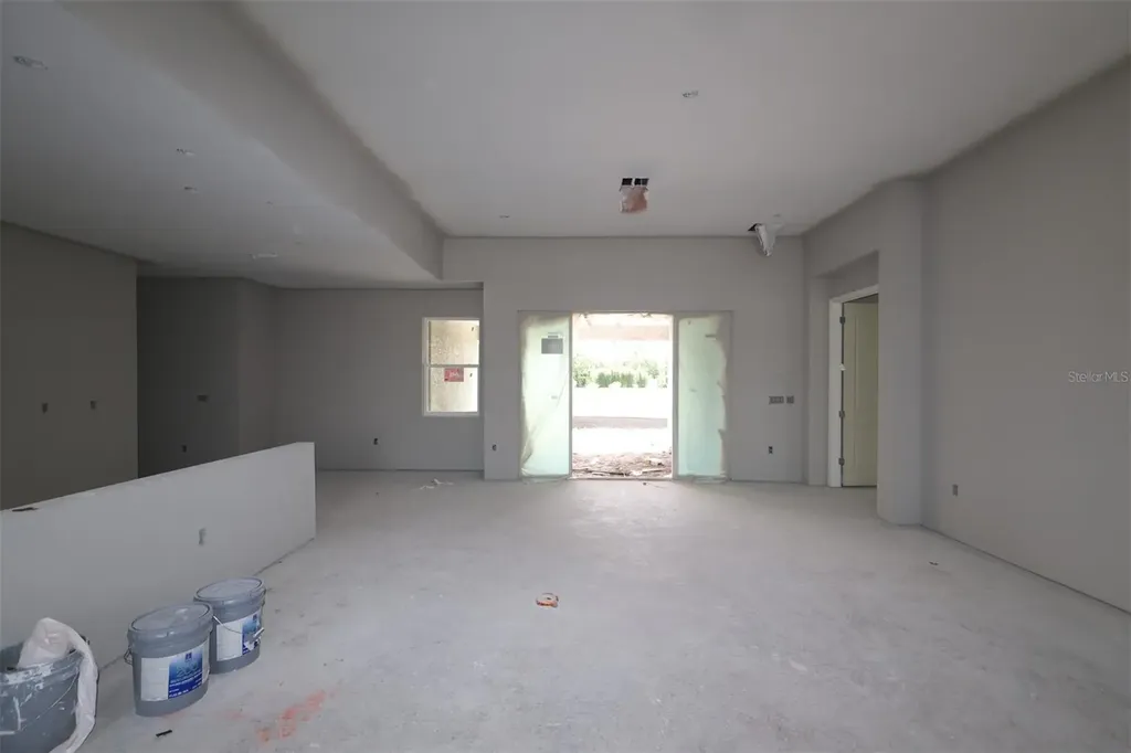 2747 Ravencliffe Oviedo FL 32765